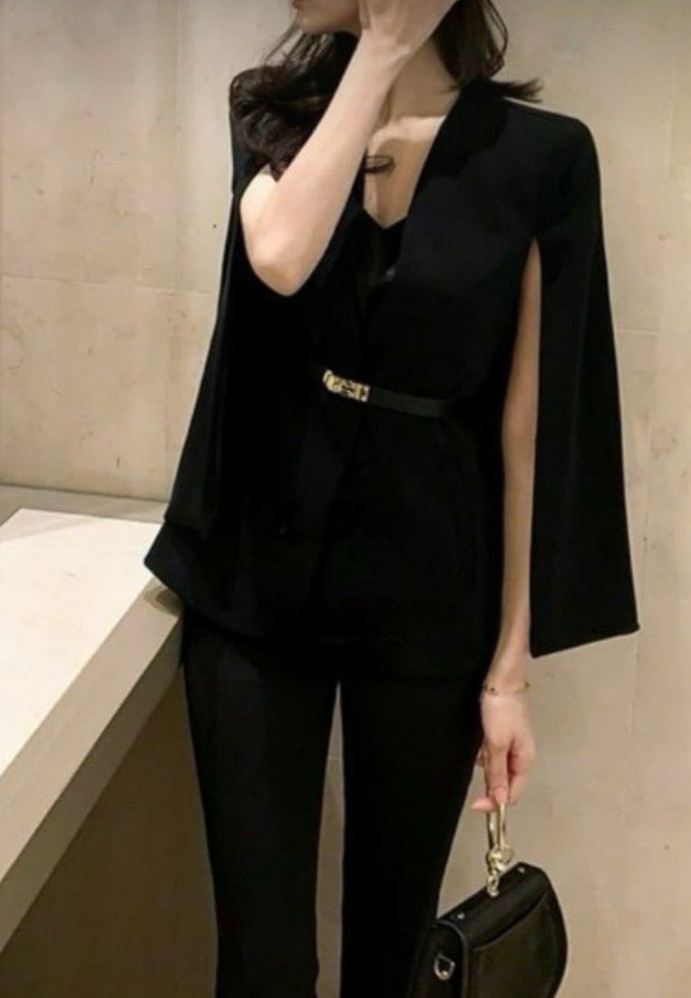 Allure Cape Jacket Black