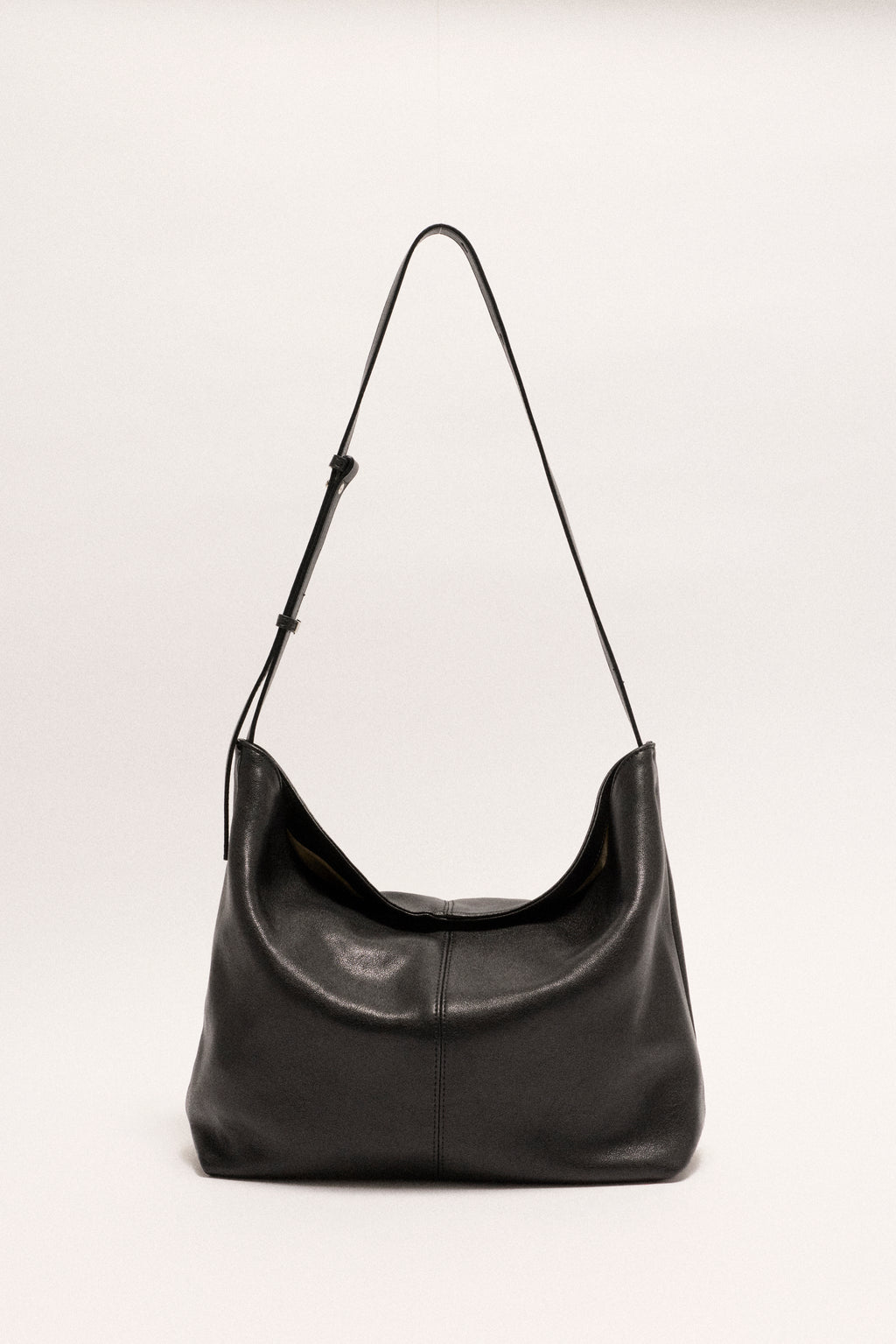 EIRA - Black