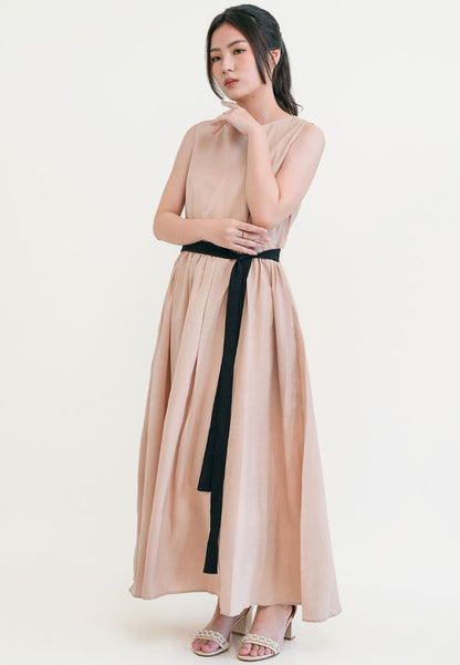 [MADE] Long Strap Dress Beige