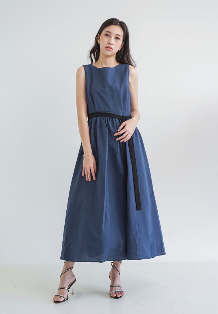 [MADE] Long Strap Dress Navy