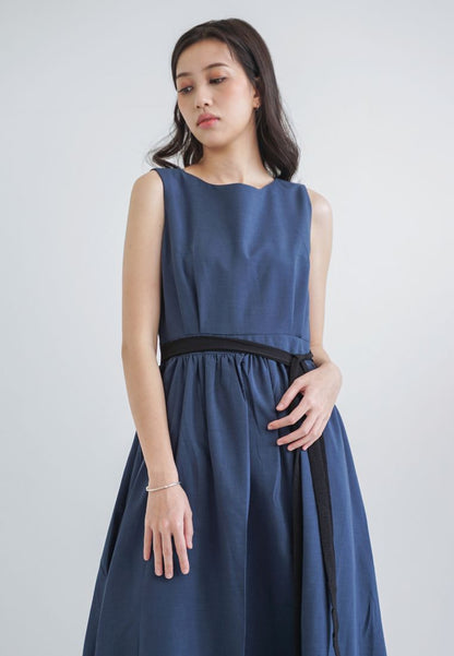 [MADE] Long Strap Dress Navy