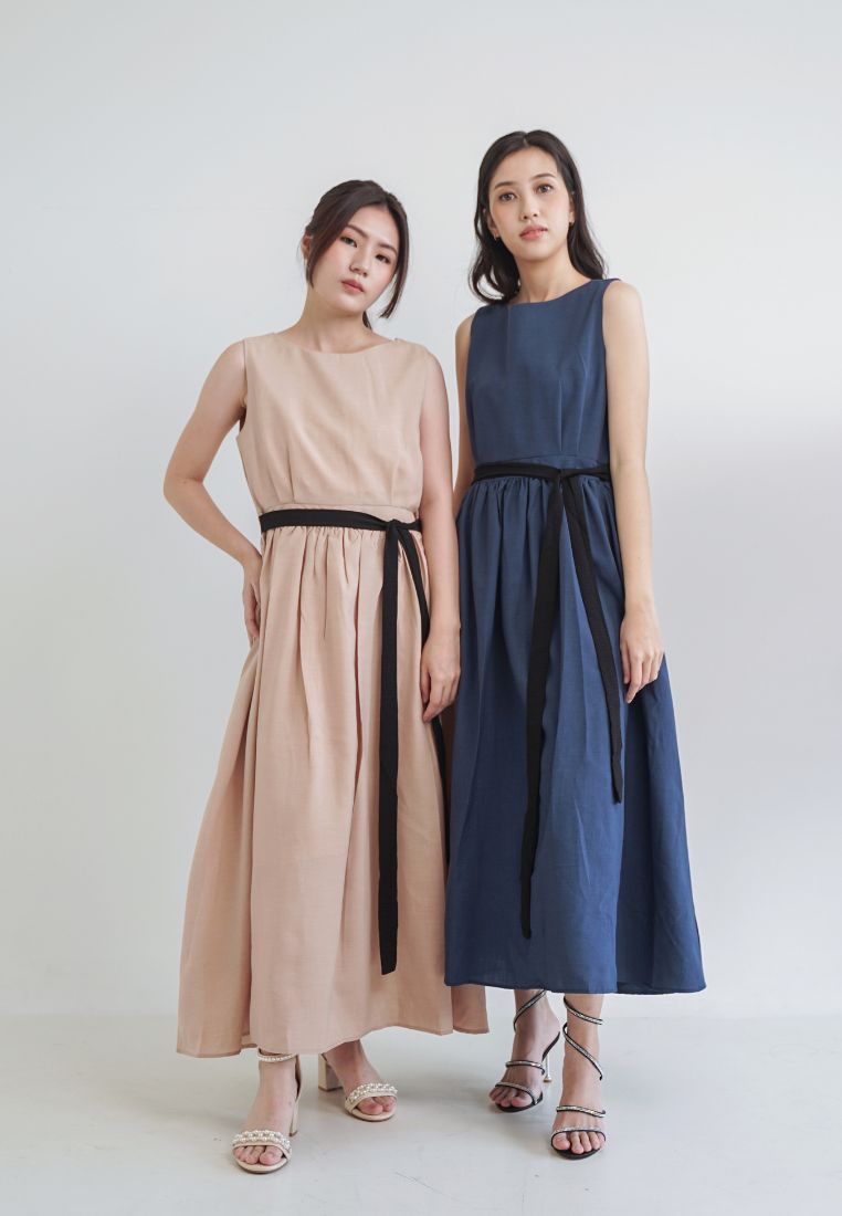 [MADE] Long Strap Dress Navy